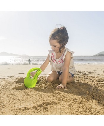 Pala excavadora verde playa